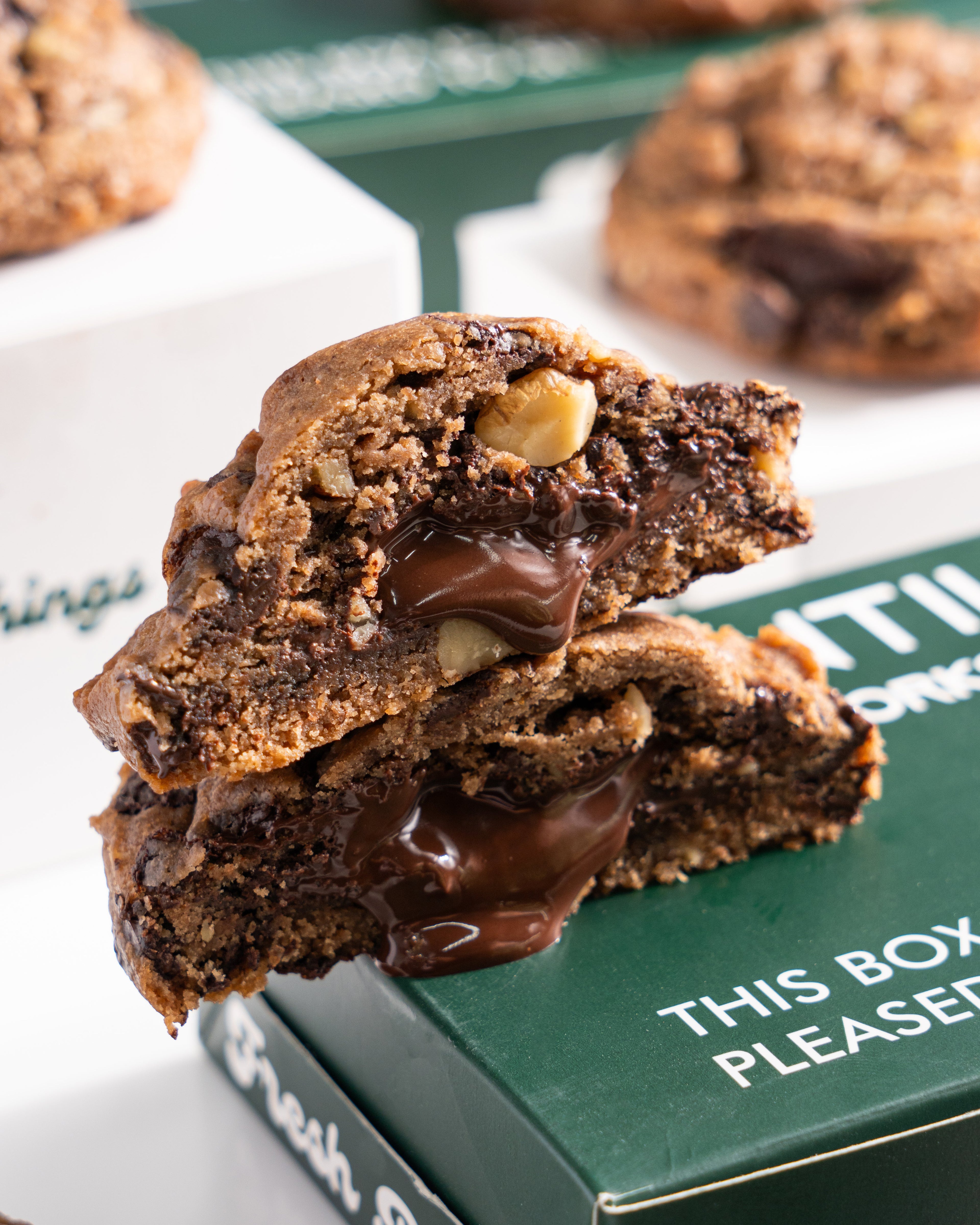 Chocolate Chip Walnut Cookie