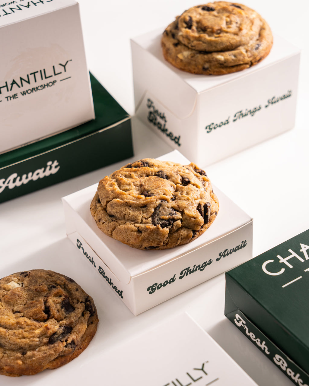 Oreo-Milk Chocolate Chip Cookie