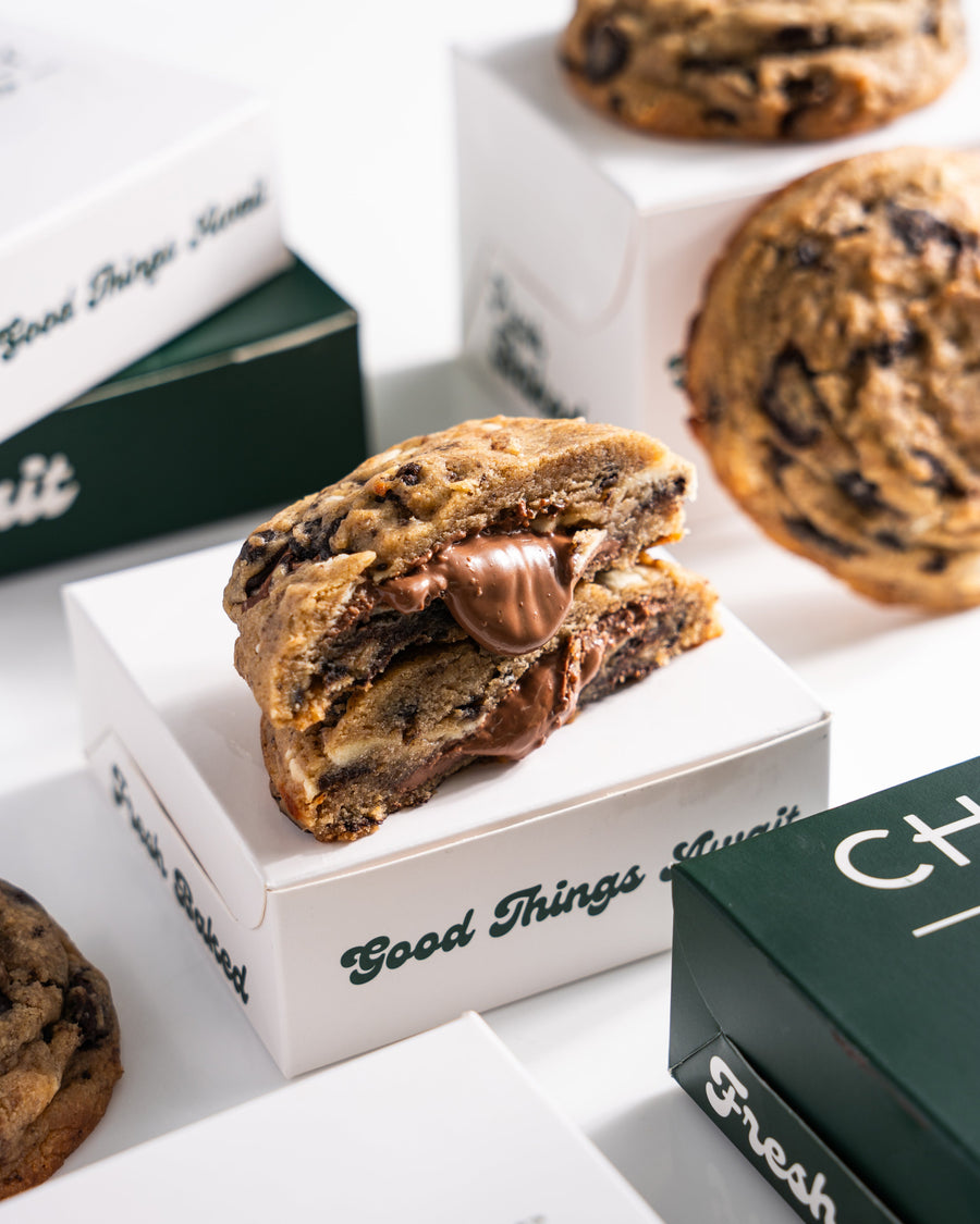 Oreo-Milk Chocolate Chip Cookie