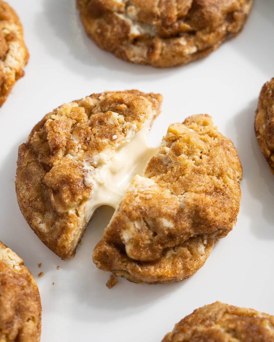 Hazelnut White Chocolate Crumble Cookie