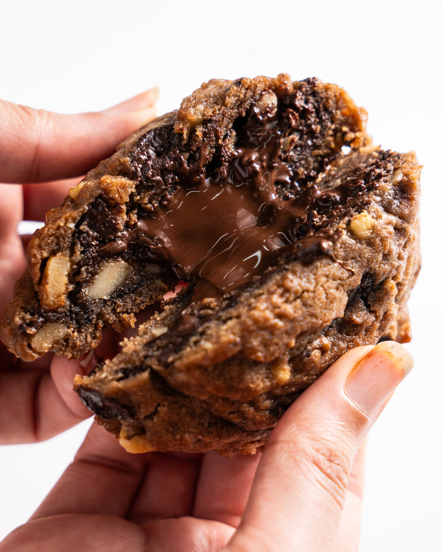 Chocolate Chip Walnut Cookie